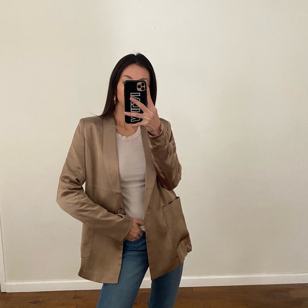 Vici silk blazer